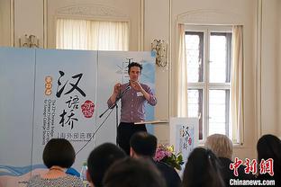 玩的啥呢？巴萨球员聚在一起打游戏：佩德里、费兰疯狂庆祝